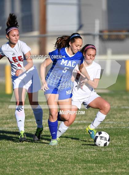 Thumbnail 1 in MacArthur [Douglas] vs Lee [Robert E.] photogallery.