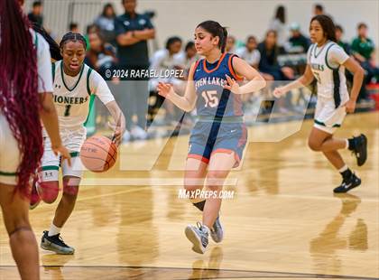 Thumbnail 1 in Seven Lakes vs. Iowa Colony (McDonald's Texas Invitational) photogallery.