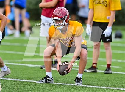 Thumbnail 1 in Alexandria-Monroe vs Winchester Community (Grant County Scrimmage) photogallery.