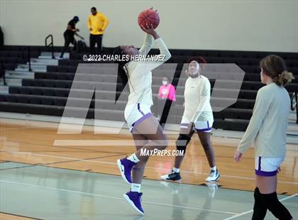 Thumbnail 1 in Washington vs. Alvarado (Aggieland Invitational) photogallery.