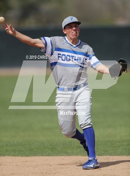 Thumbnail 1 in Catalina Foothills vs. Faith Christian (Lancer Classsic) photogallery.