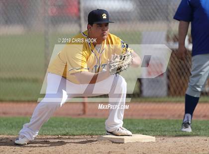 Thumbnail 2 in Catalina Foothills vs. Faith Christian (Lancer Classsic) photogallery.