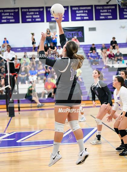 Thumbnail 2 in Northwest Christian vs. Blue Ridge  photogallery.