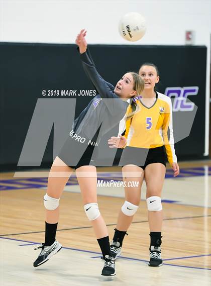 Thumbnail 3 in Northwest Christian vs. Blue Ridge  photogallery.