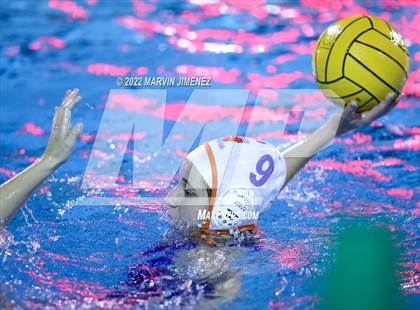 Thumbnail 2 in Agoura vs Westlake photogallery.