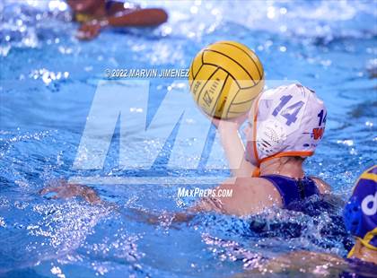 Thumbnail 1 in Agoura vs Westlake photogallery.