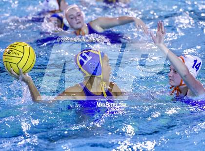 Thumbnail 2 in Agoura vs Westlake photogallery.