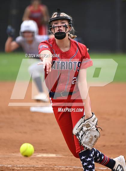 Thumbnail 3 in Jurupa Valley vs. Hesperia Christian (CIF-SS D8 Final) photogallery.