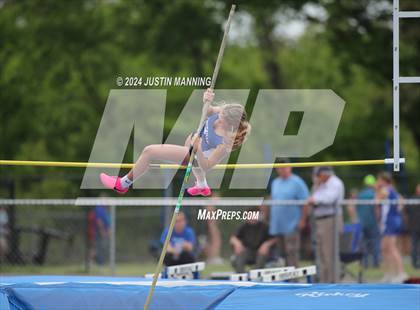 Thumbnail 2 in AAA 3A Region 7 Sr. District Meet photogallery.