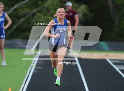 Thumbnail 1 in AAA 3A Region 7 Sr. District Meet photogallery.