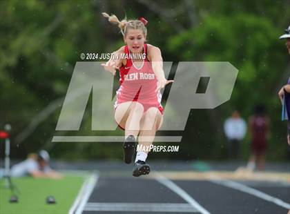 Thumbnail 1 in AAA 3A Region 7 Sr. District Meet photogallery.