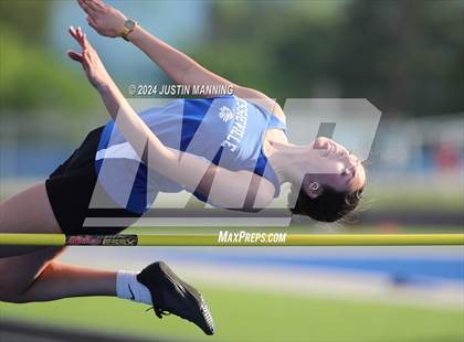 Thumbnail 2 in AAA 3A Region 7 Sr. District Meet photogallery.