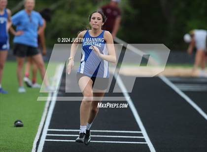 Thumbnail 1 in AAA 3A Region 7 Sr. District Meet photogallery.