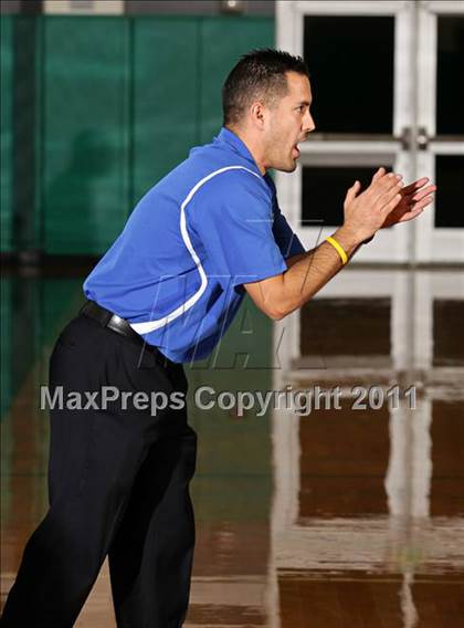 Thumbnail 1 in San Marino vs. St. Monica (Tip-Off Classic) photogallery.