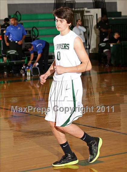 Thumbnail 2 in San Marino vs. St. Monica (Tip-Off Classic) photogallery.