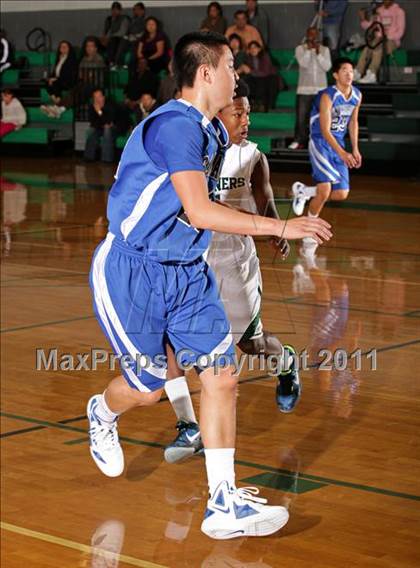 Thumbnail 2 in San Marino vs. St. Monica (Tip-Off Classic) photogallery.