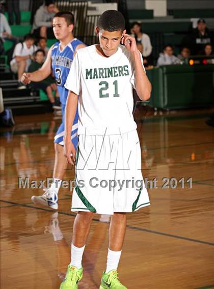 Thumbnail 2 in San Marino vs. St. Monica (Tip-Off Classic) photogallery.