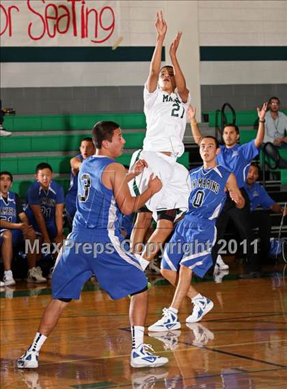 Thumbnail 2 in San Marino vs. St. Monica (Tip-Off Classic) photogallery.