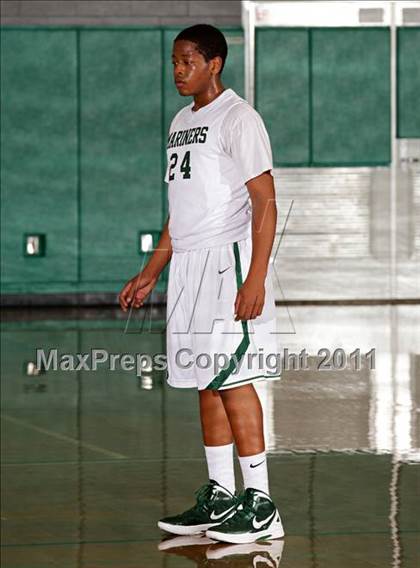 Thumbnail 1 in San Marino vs. St. Monica (Tip-Off Classic) photogallery.
