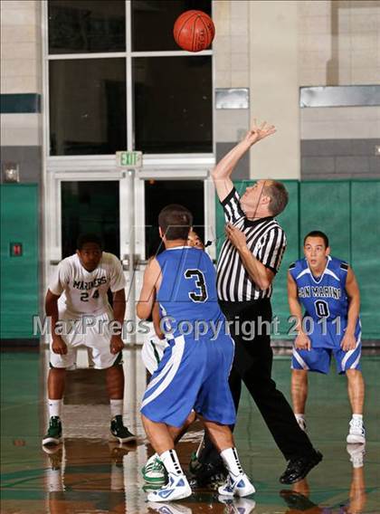 Thumbnail 1 in San Marino vs. St. Monica (Tip-Off Classic) photogallery.