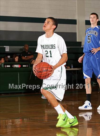 Thumbnail 2 in San Marino vs. St. Monica (Tip-Off Classic) photogallery.