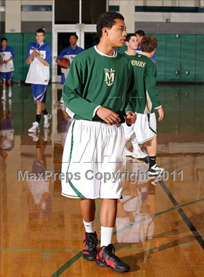 Thumbnail 2 in San Marino vs. St. Monica (Tip-Off Classic) photogallery.