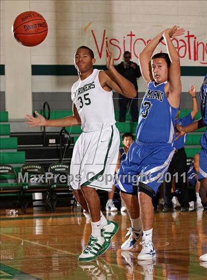 Thumbnail 1 in San Marino vs. St. Monica (Tip-Off Classic) photogallery.