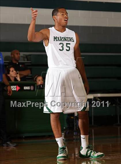 Thumbnail 3 in San Marino vs. St. Monica (Tip-Off Classic) photogallery.