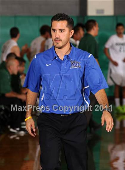 Thumbnail 2 in San Marino vs. St. Monica (Tip-Off Classic) photogallery.