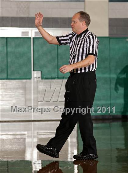 Thumbnail 3 in San Marino vs. St. Monica (Tip-Off Classic) photogallery.