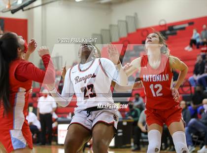 Thumbnail 3 in Antonian Prep @ Vista Ridge photogallery.