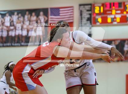 Thumbnail 3 in Antonian Prep @ Vista Ridge photogallery.