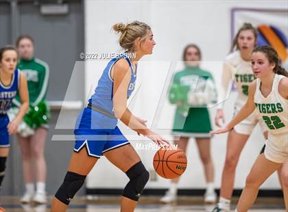 Thumbnail 1 in Eastern Hancock vs. Triton Central (IHSAA 2A Sectional semifinal playoff) photogallery.