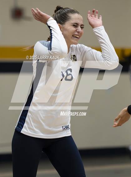 Thumbnail 1 in Los Gatos @ Milpitas photogallery.