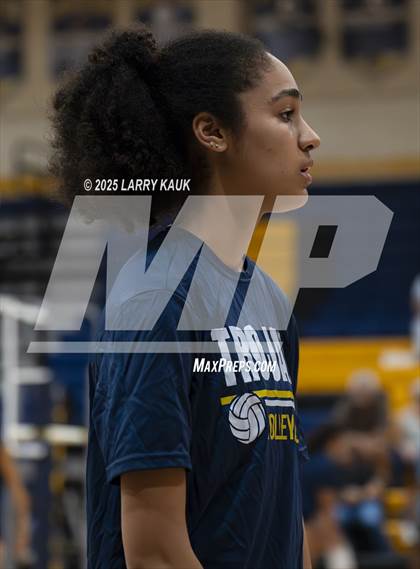 Thumbnail 1 in Los Gatos @ Milpitas photogallery.