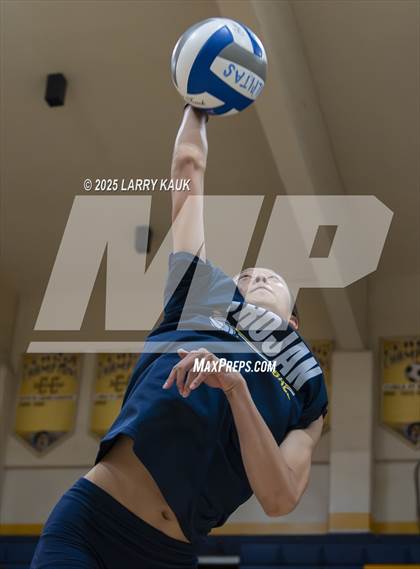 Thumbnail 3 in Los Gatos @ Milpitas photogallery.