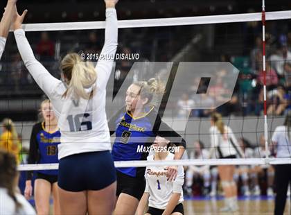 Thumbnail 3 in Valor Christian vs.Rampart  (CHSAA 5A Quarter-Final) photogallery.
