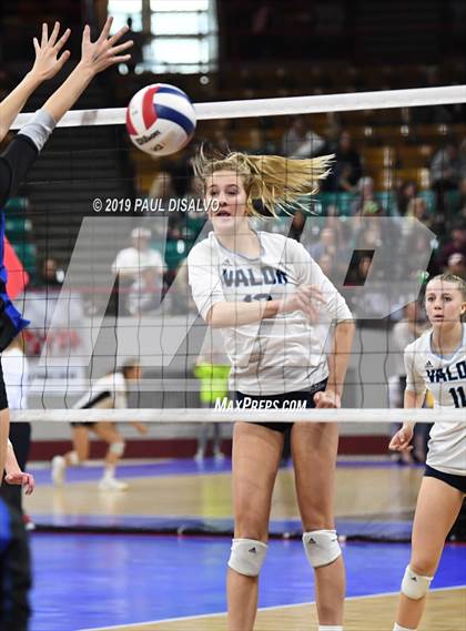Thumbnail 2 in Valor Christian vs.Rampart  (CHSAA 5A Quarter-Final) photogallery.