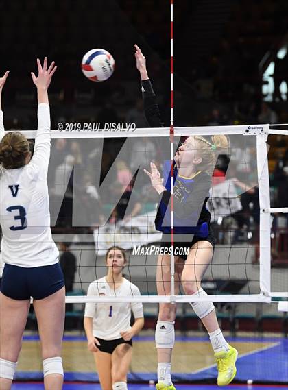 Thumbnail 1 in Valor Christian vs.Rampart  (CHSAA 5A Quarter-Final) photogallery.
