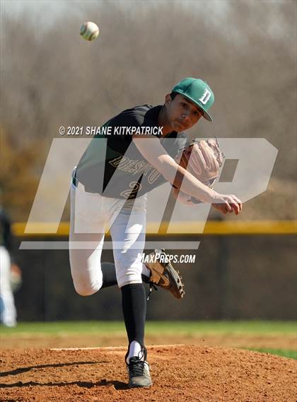 Thumbnail 3 in DeSoto vs. Haltom photogallery.