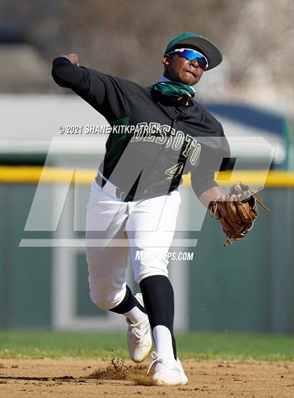 Thumbnail 3 in DeSoto vs. Haltom photogallery.