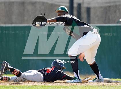 Thumbnail 1 in DeSoto vs. Haltom photogallery.