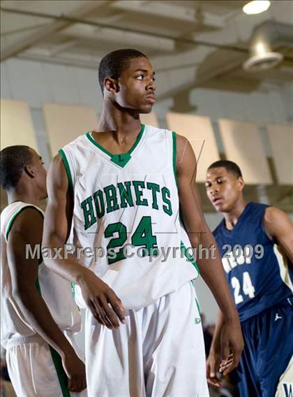 Thumbnail 3 in West @ Lincoln (Modesto Christian Holiday Hoops)  photogallery.