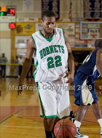 Thumbnail 1 in West @ Lincoln (Modesto Christian Holiday Hoops)  photogallery.