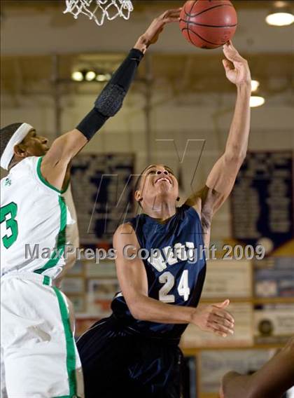 Thumbnail 1 in West @ Lincoln (Modesto Christian Holiday Hoops)  photogallery.