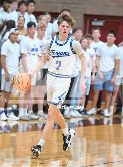 Thumbnail 3 in Valley Christian vs. Yuma Catholic (AIA Copper Semifinal) photogallery.