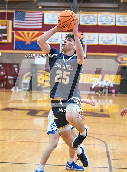 Thumbnail 2 in Valley Christian vs. Yuma Catholic (AIA Copper Semifinal) photogallery.