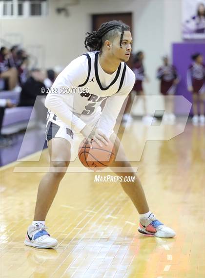 Thumbnail 2 in Columbus Academy vs. Harvest Prep (OHSAA D3 District Semifinal) photogallery.