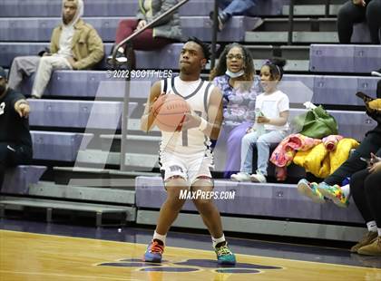 Thumbnail 2 in Columbus Academy vs. Harvest Prep (OHSAA D3 District Semifinal) photogallery.