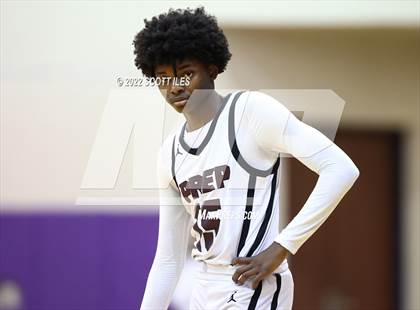 Thumbnail 3 in Columbus Academy vs. Harvest Prep (OHSAA D3 District Semifinal) photogallery.